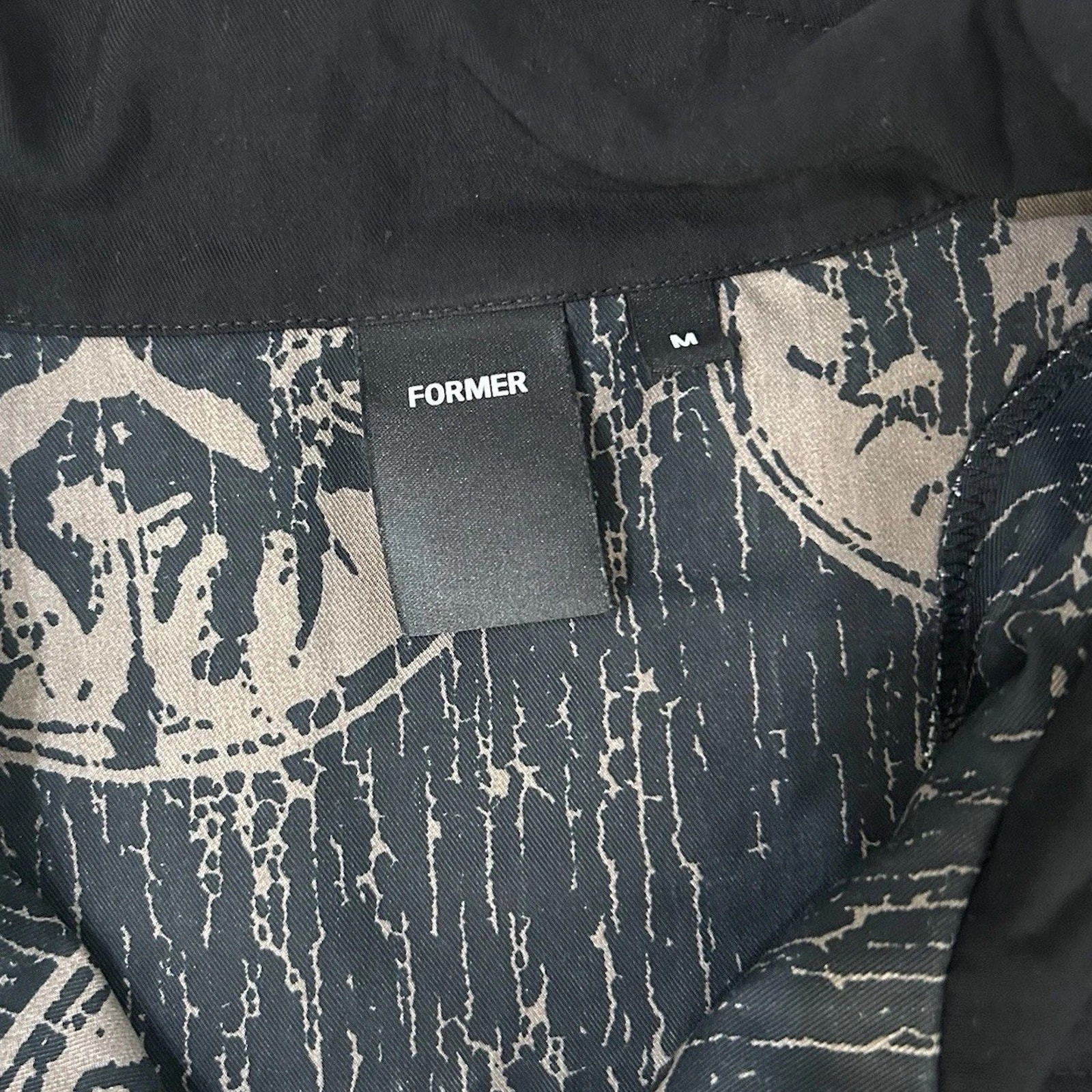 Former Marilyn Brainscan Short Sleeve All Over Print Button Up Sz M Streetwear — image 7 of 8